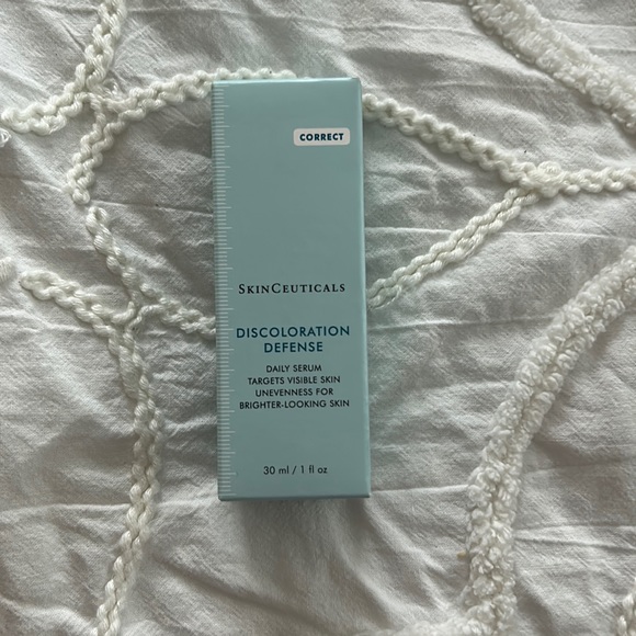 Skinceuticals Discoloration Defense - Picture 1 of 6
